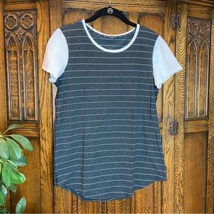 🔥 Lululemon athletica Striped Wicking Tee size Small